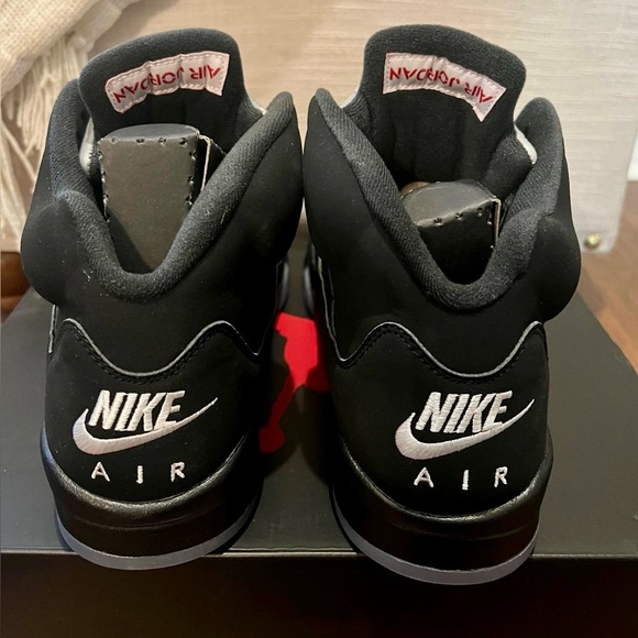 BRAND NEW Nike Air Jordan Retro 5 OG - Picture 3 of 7